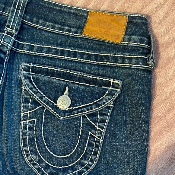 True Religion - Picture 5 of 9